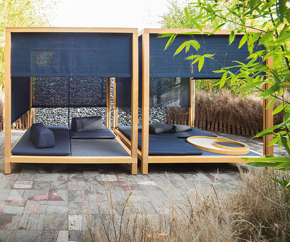 Toku Outdoor Shading Structure | Cedar Heartwood with Thuia Fabric for ...