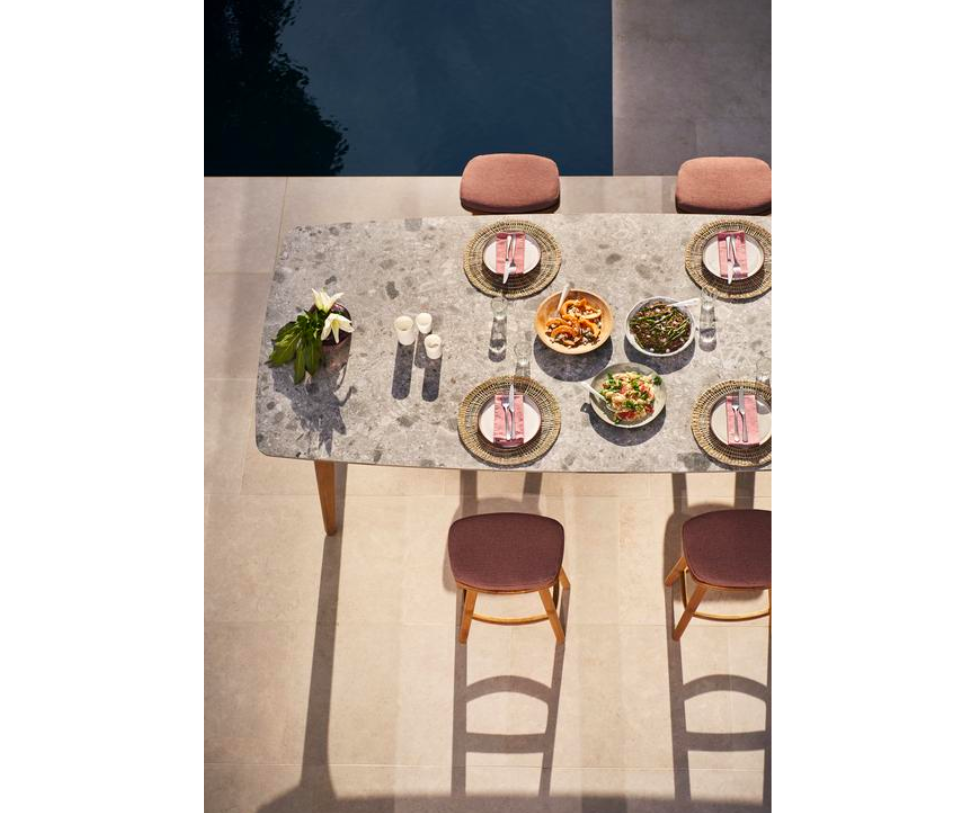 CF 264 Torsa High Dining Table