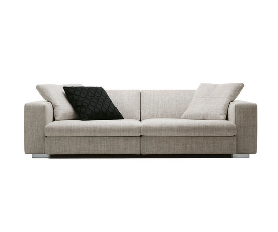 High End Turner Sofa by Molteni&C Casa Design Group