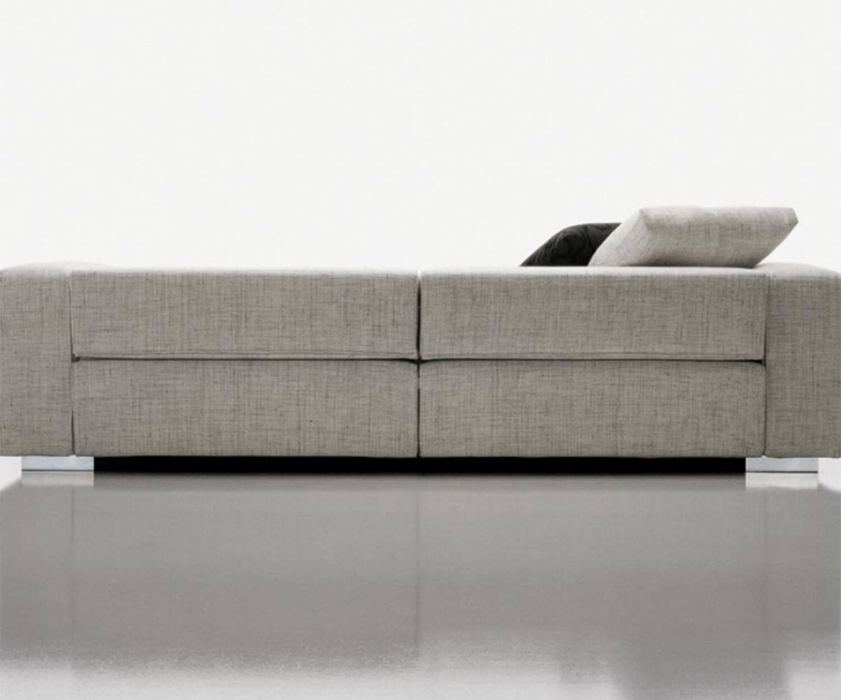 High End Turner Sofa by Molteni&amp;C Casa Design Group