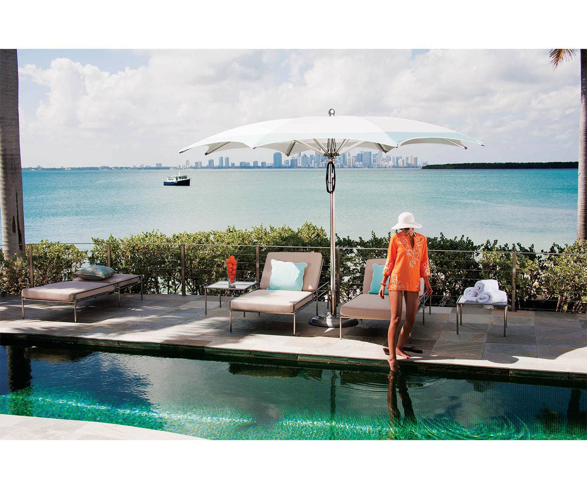 Modern curved marine-grade umbrella by Tuuci Ocean Master Max | Casa Design Group