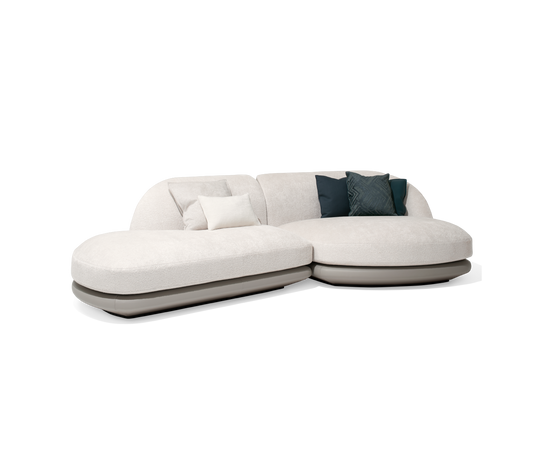 Vesper Sectional Sofa by Giorgetti featuring a customizable modular design and contemporary Italian craftsmanship | Casa Design Group