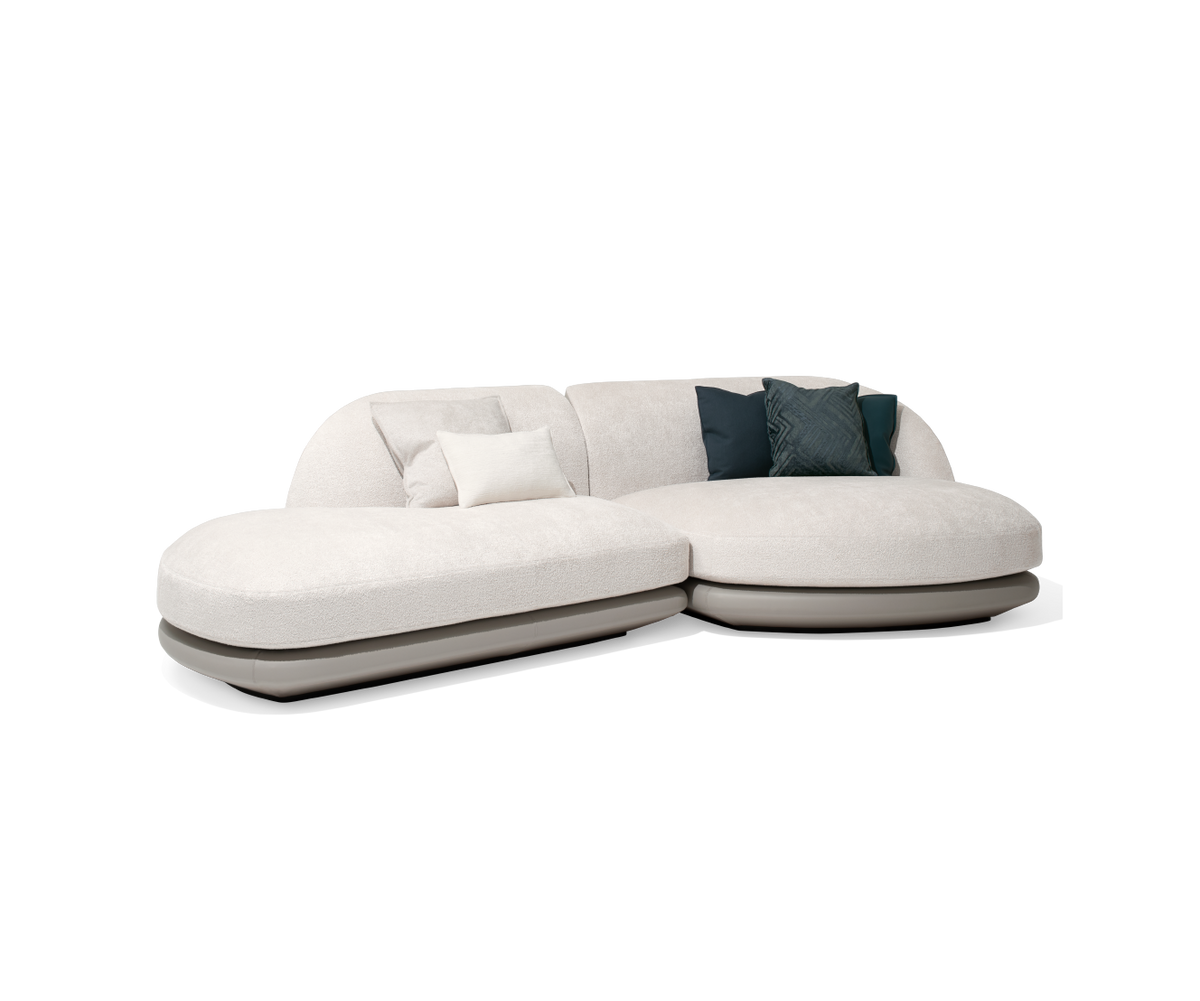 Vesper Sectional Sofa by Giorgetti featuring a customizable modular design and contemporary Italian craftsmanship | Casa Design Group