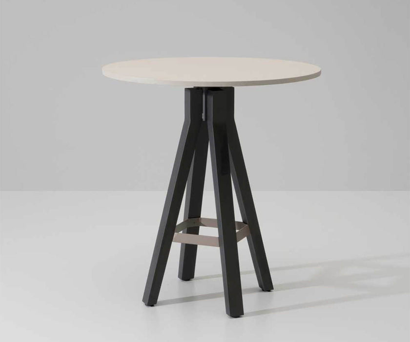 Vieques Bar table Kettal