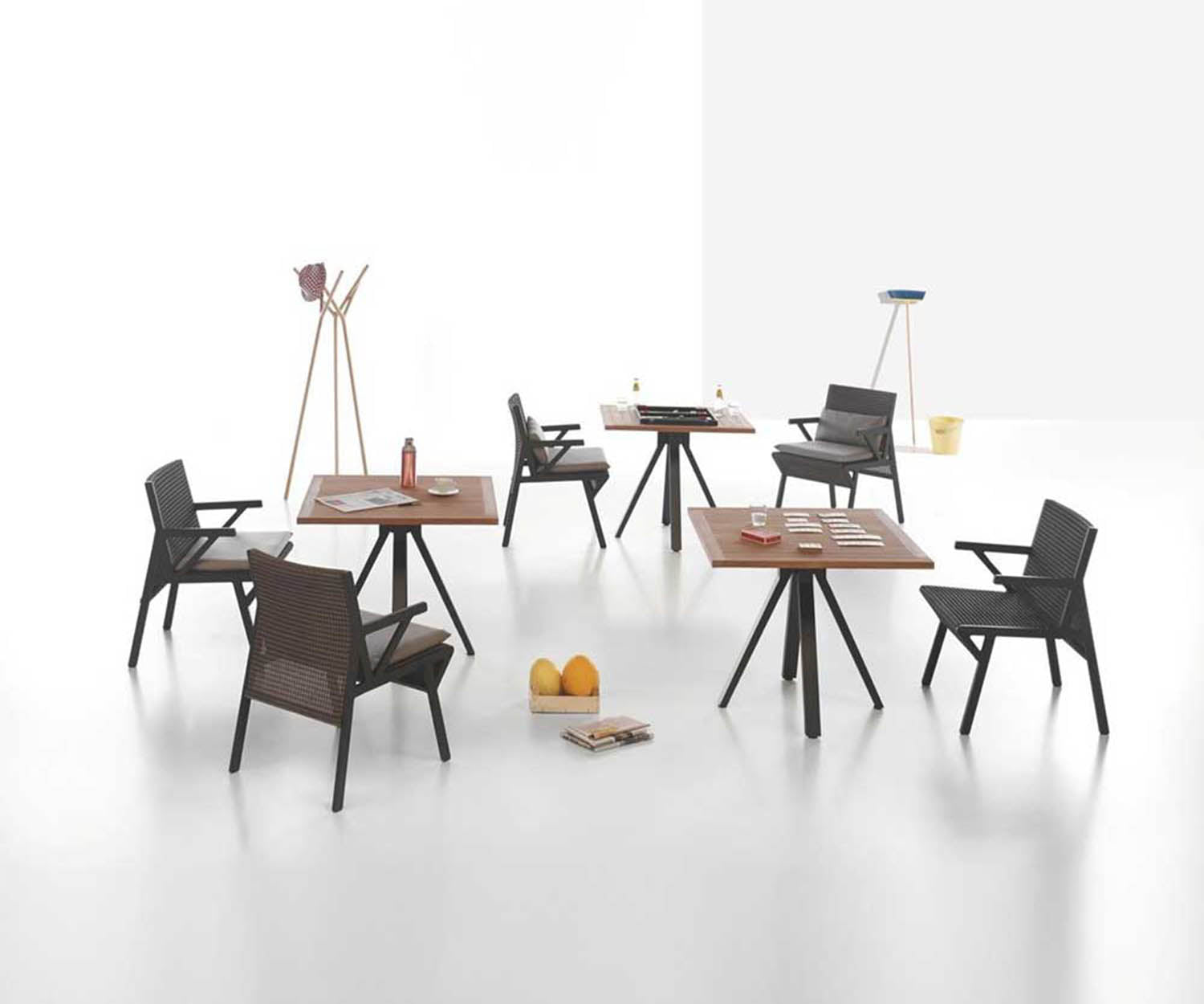 Vieques Square Dining Table Kettal