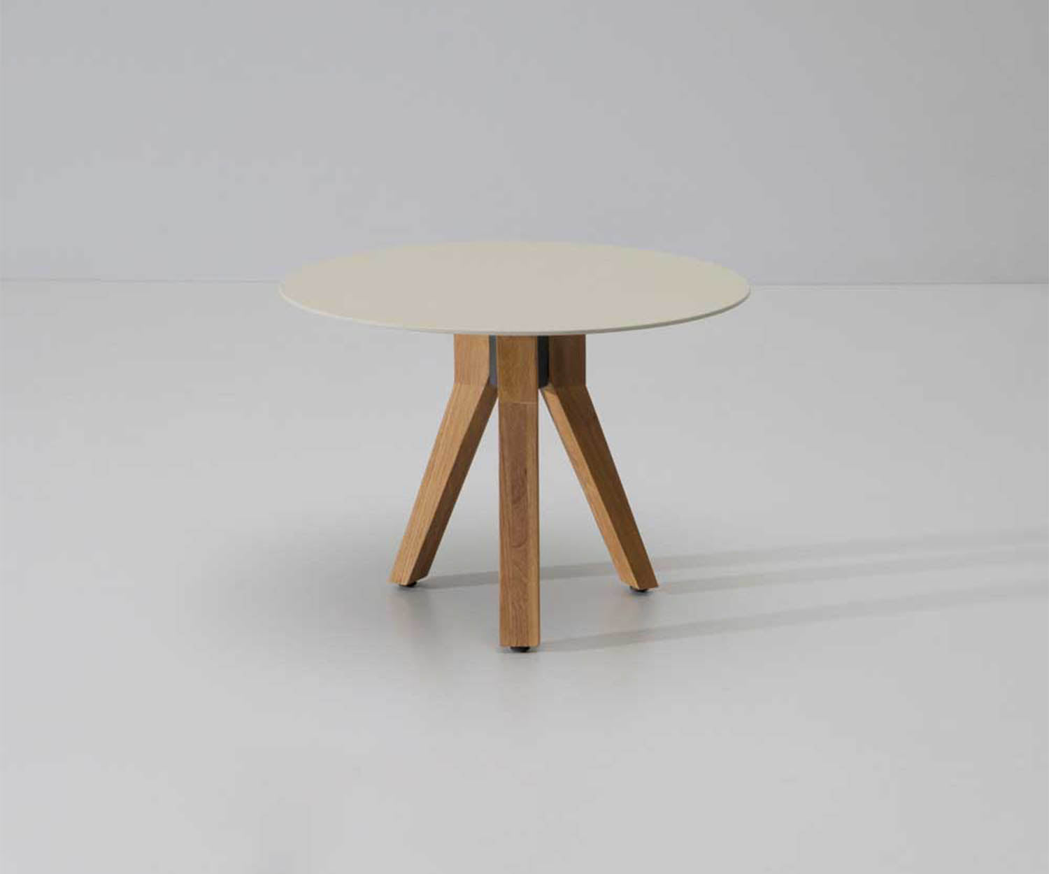 Vieques Short Side Table Kettal