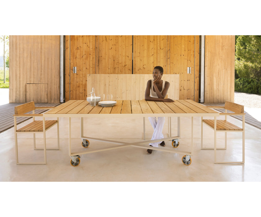 Vineyard Dining Table | Vondom