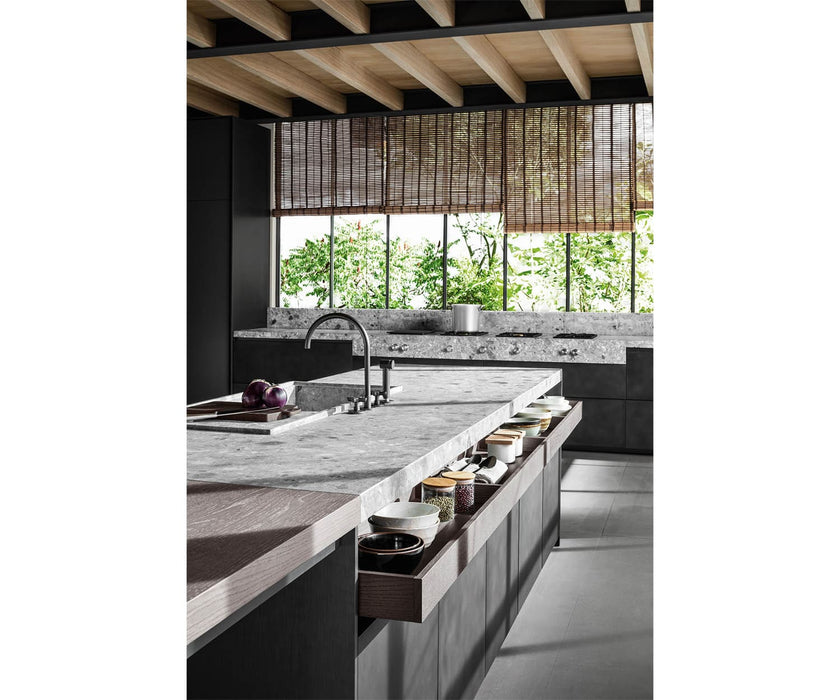 High End VVD Kitchen by Molteni&C Casa Design Group