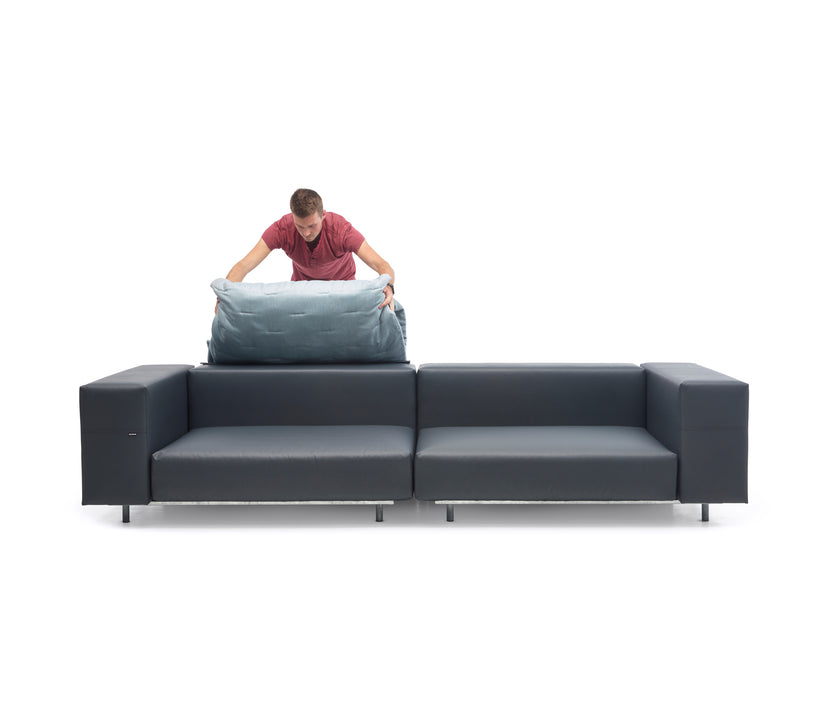 Walrus Double Trouble Sofa I Extremis