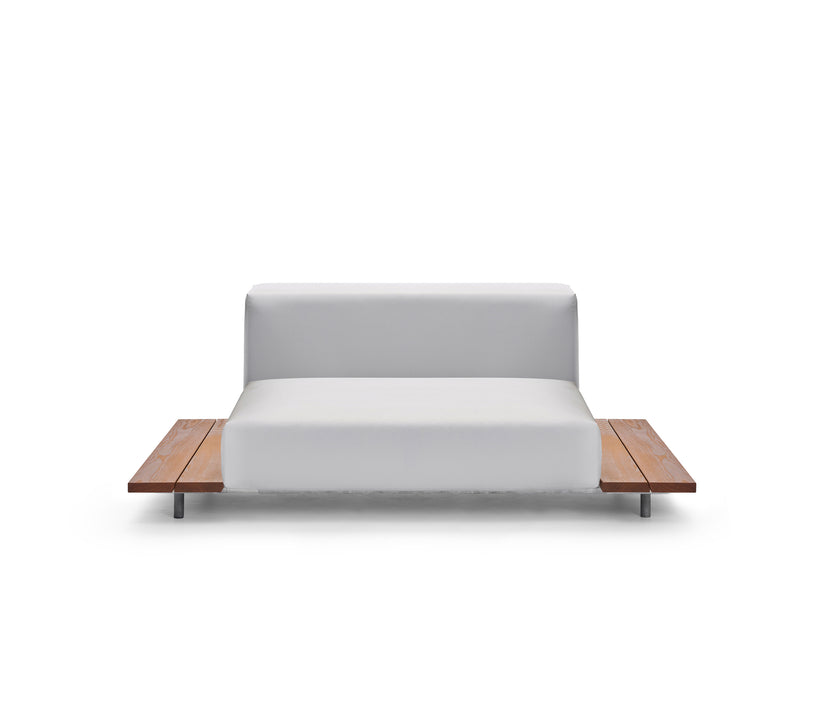 Walrus Seat With 2 Side Tables I Extremis