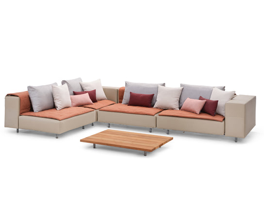Walrus Majestic Mondo Sofa I Extremis