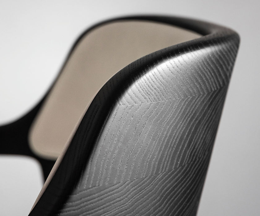 High End Walter Armchair by Molteni&C Casa Design Group