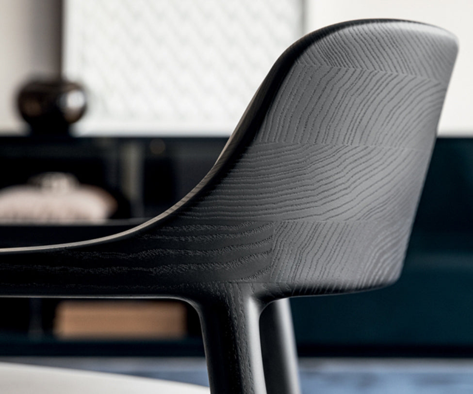 High End Walter Armchair by Molteni&C Casa Design Group