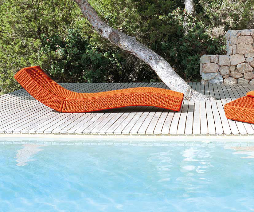 Luxury Wave Outdoor Chaise Lounge by Paola Lenti for Ultimate Comfort Casa Design Group