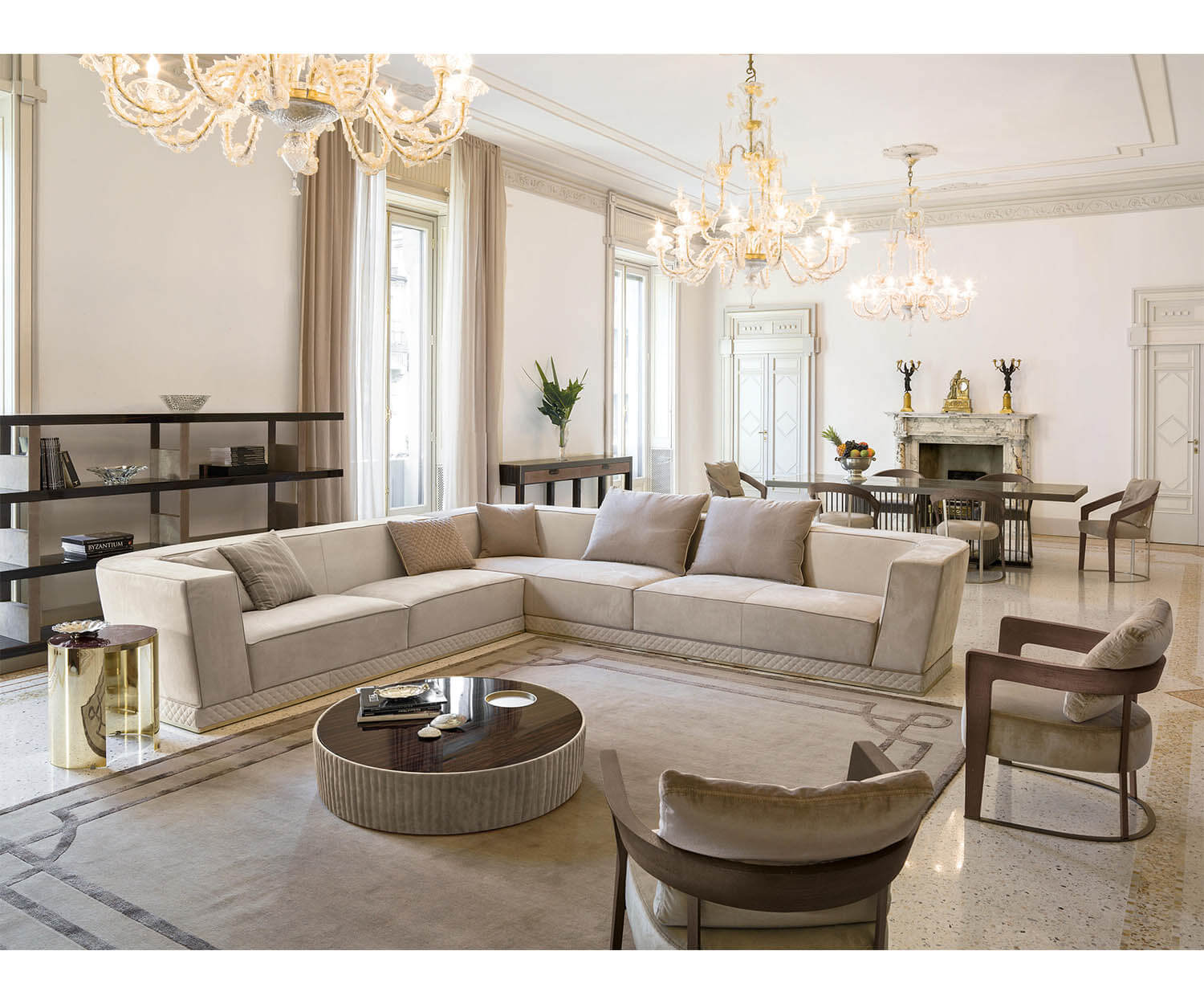 High end Welles Sofa by Longhi Casa Design