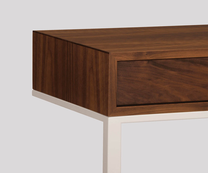 Wishbone Side Table/Nightstand Skram