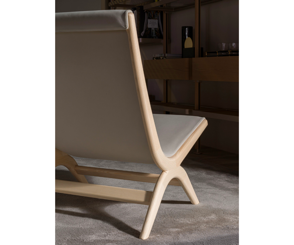 High End Yoell Lounge Chairs by Molteni&C Casa Design Group