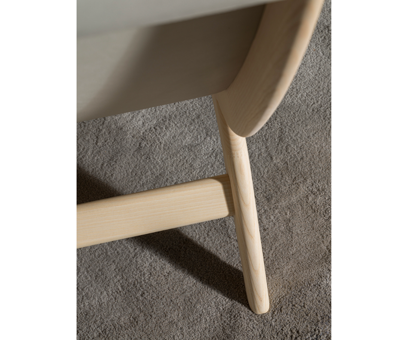 High End Yoell Lounge Chairs by Molteni&C Casa Design Group