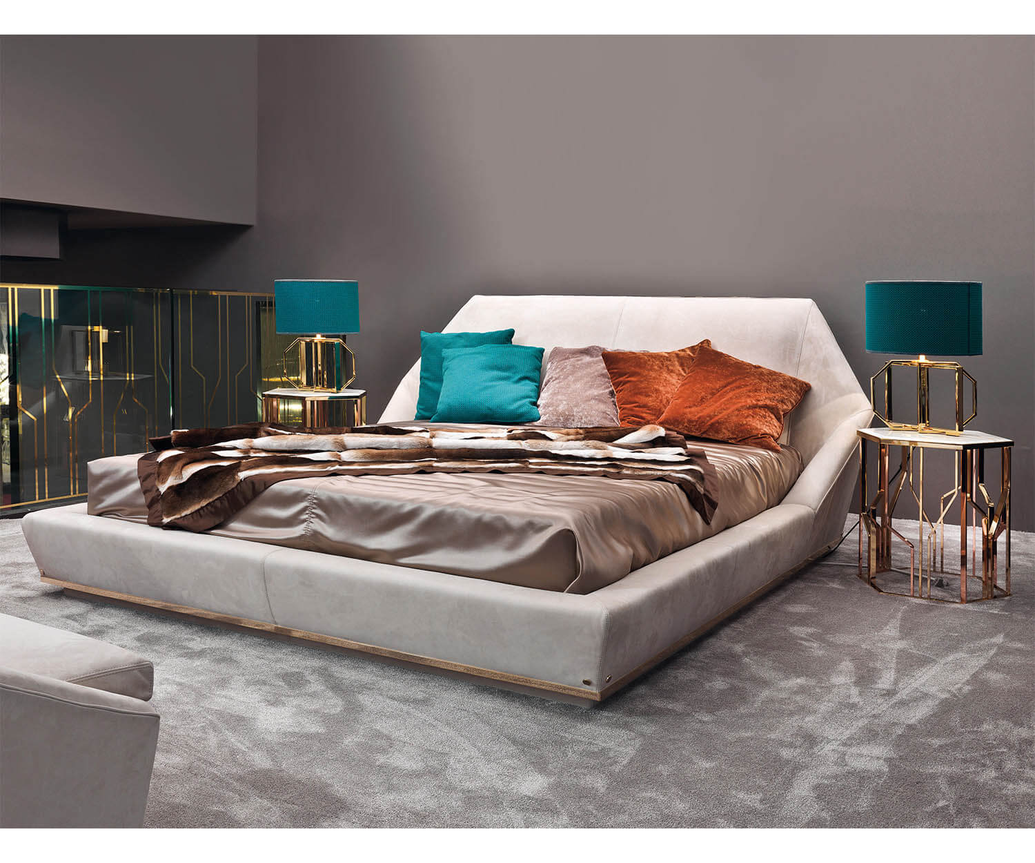High end Yume Bed by Longhi Casa Design