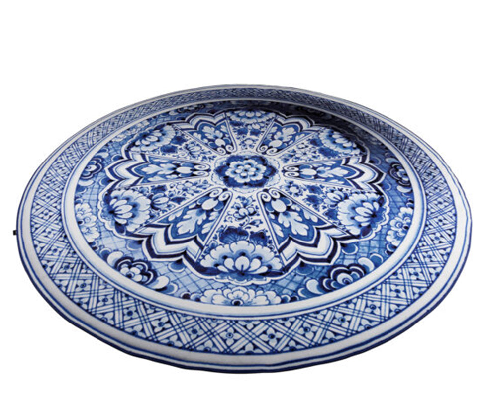 Delft Blue Plate Rug Moooi