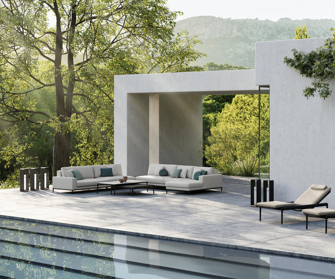 Zendo Sense Footstool | Manutti